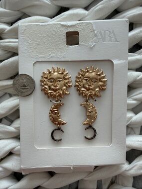 NWT ZARA Gold Sun & Moon Drop Earrings